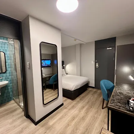 THE Pretoria Hotel-3